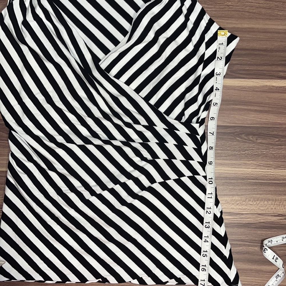 White House, Black market, black and white striped ruched tank top - Picture 7 of 15